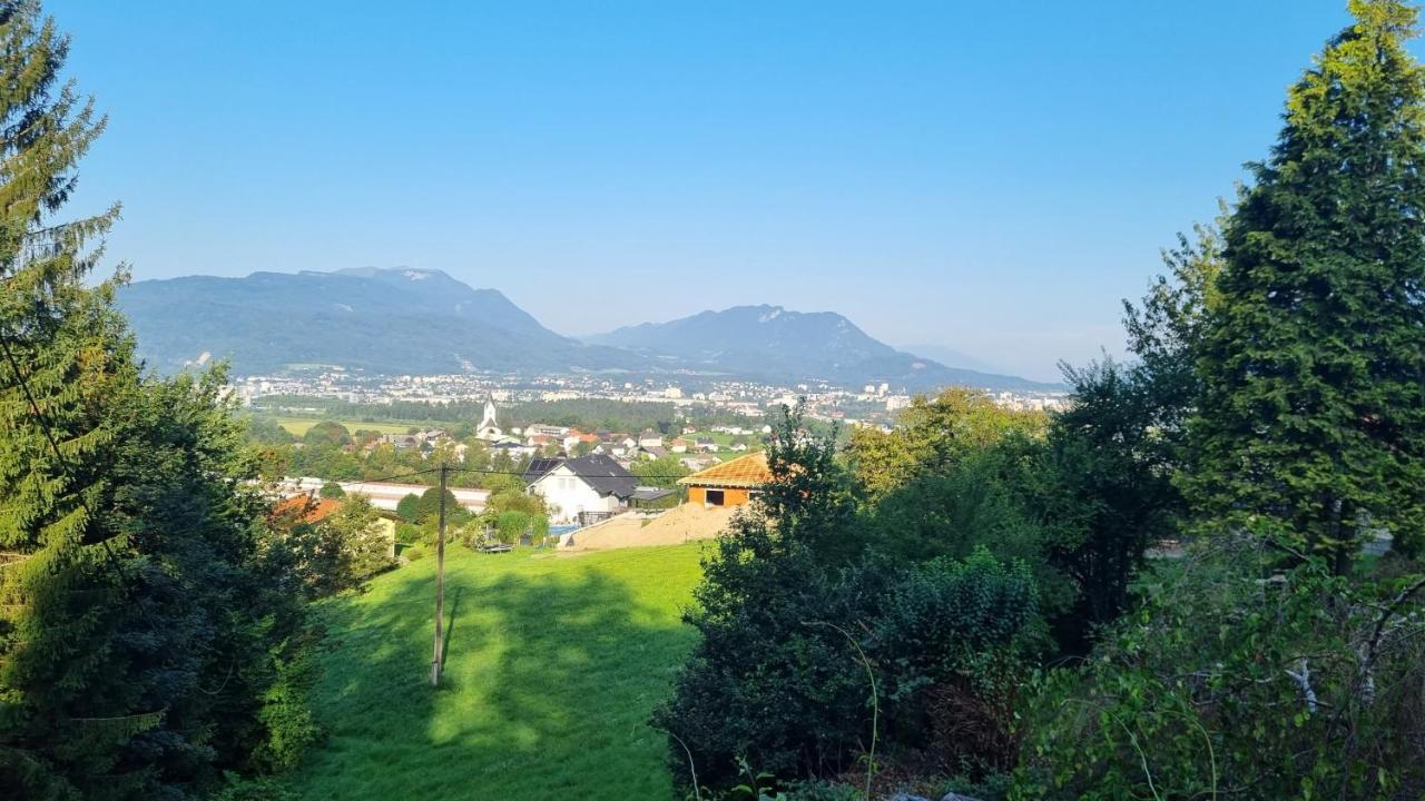 Fridas Place - Der Blick Ueber Ganz Villach - 160 M2 Ferienoase - Ganzes Haus Bis Zu 8 Personen Eksteriør bilde