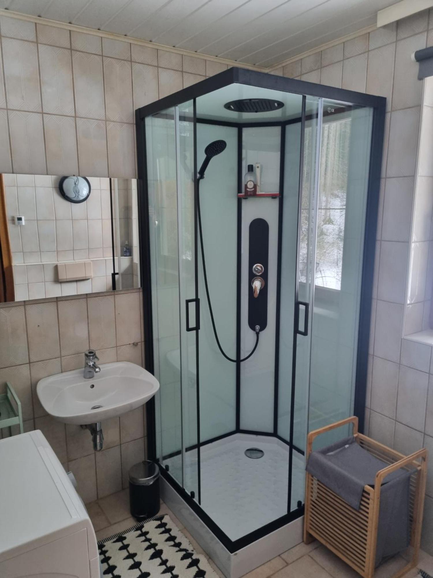 Fridas Place - Der Blick Ueber Ganz Villach - 160 M2 Ferienoase - Ganzes Haus Bis Zu 8 Personen Eksteriør bilde